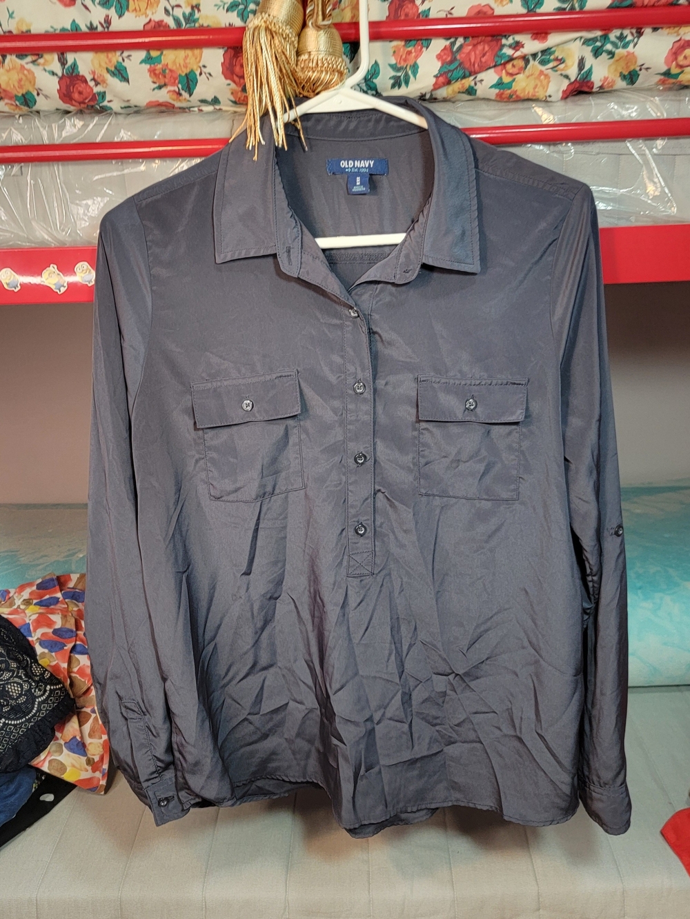 Old Navy Women's Long-Sleeve Button Front Shirt  — Dark Gray Size Medium